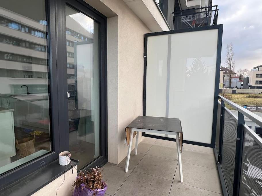 The Dante Prague - Family And Friends Apartments, Free Parking Exterior photo
